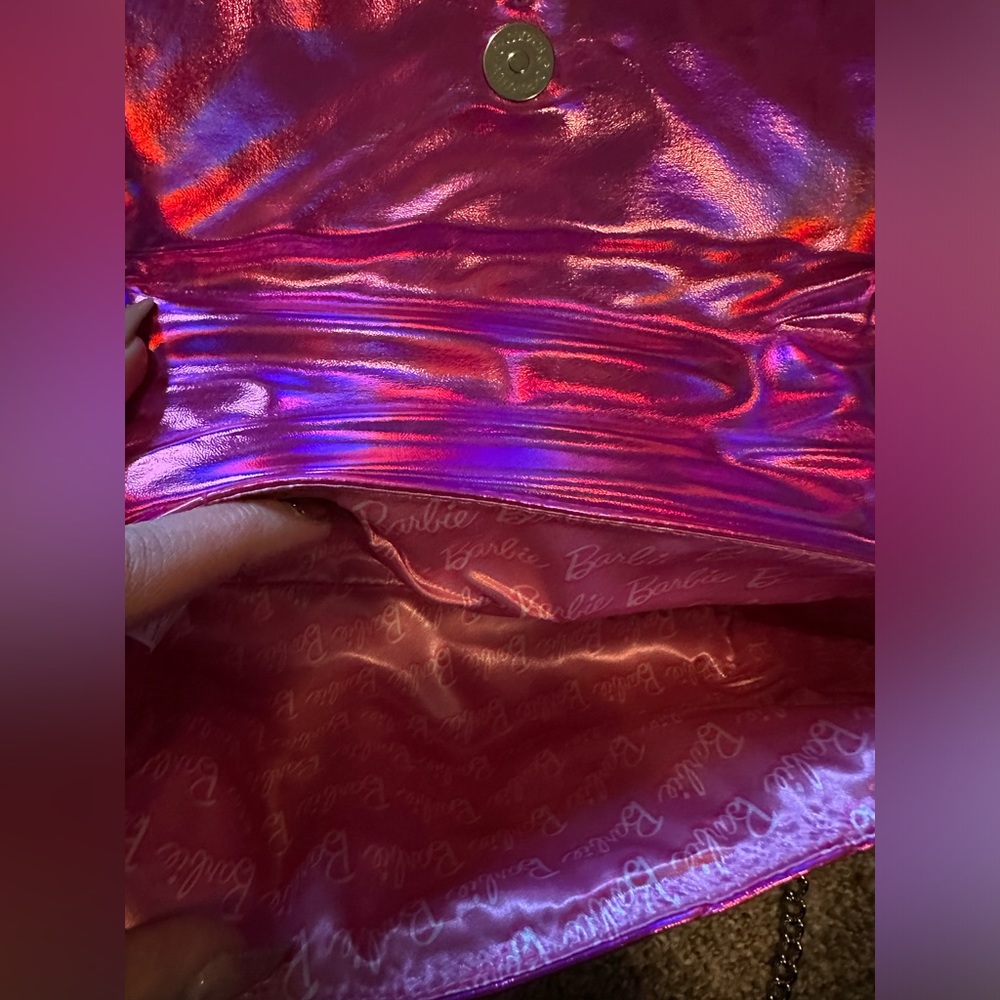 BARBIE brand Pink iridescent shoulder purse! NWT! - Picture 3 of 3